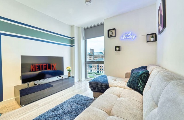 35% Off Stylish Liverpool&nbsp;Abode