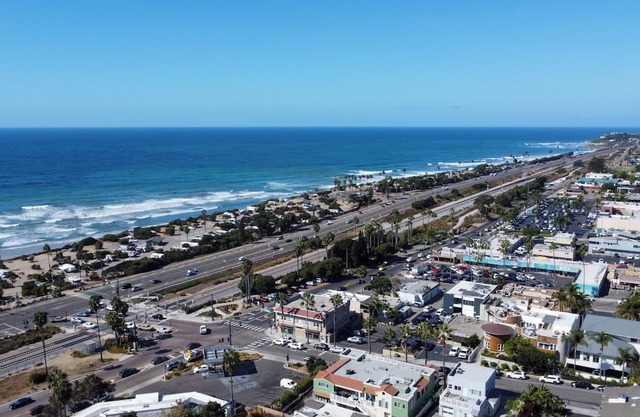 Furnished Beach bungalow with timeless charm for monthly or short term rental