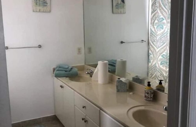 A comfortable House in Kendall