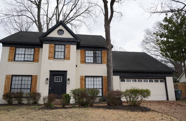 Modern & Roomy 5- Bedrooms Home with Pool, Near Shelby Farms Park