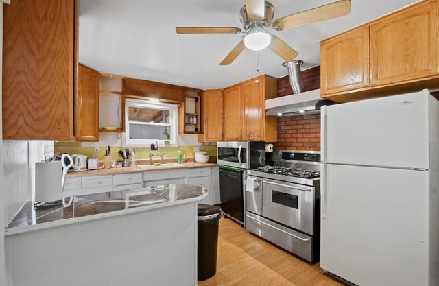 2BR Pet-Friendly Home with Big Yard #TravelSGV