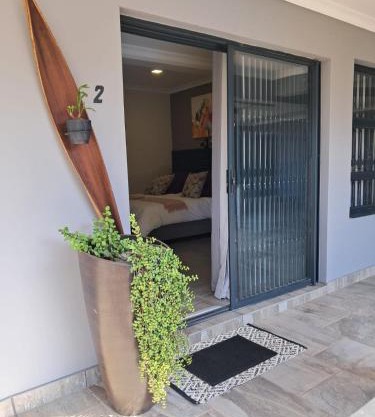 8 On Eagle Bed & Breakfast Room 2