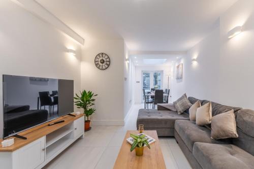 A Golden Haven Retreat in London