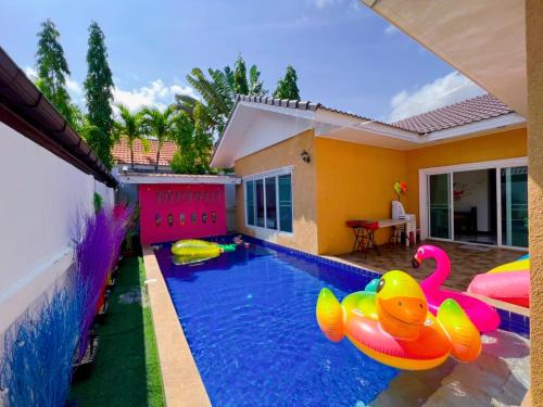Pw Pool Villa Bangsaray