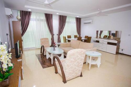 Jk Apartments - Masaki