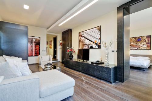 Vittoria Luxury Apartment | Romeloft