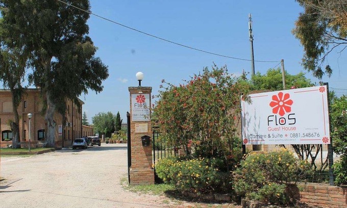 Lucera Hotel | Flos Guest House