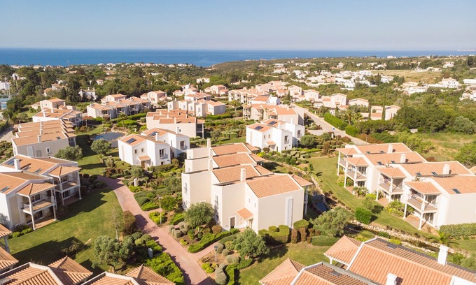 Carvoeiro Hotel | Vale da Lapa Village Resort