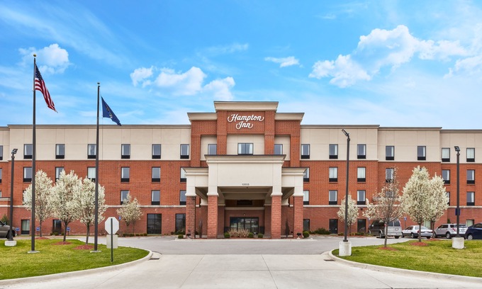 Southgate Hotel | Hampton Inn Detroit/Southgate