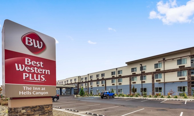 Clarkston Hotel | Best Western Plus the Inn at Hells Canyon