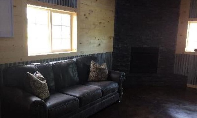 Lewistown Hotel | Big Horse Inn and Suites