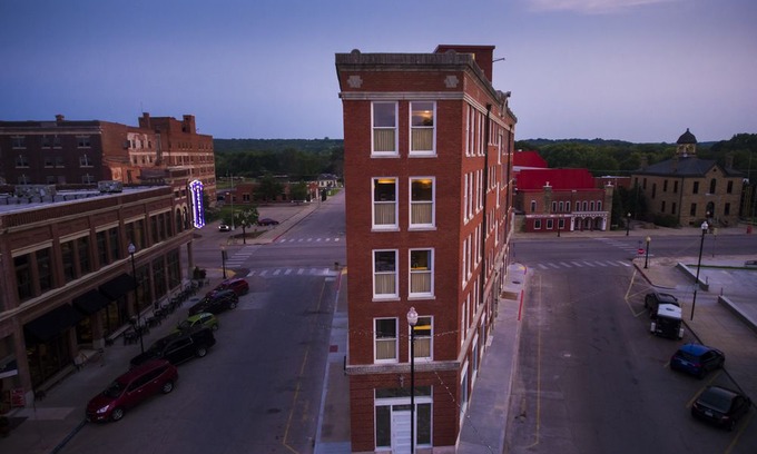 Pawhuska Hotel | Frontier Hotel Pawhuska