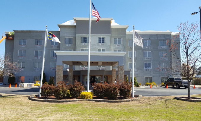 Goldsboro Hotel | Country Inn & Suites by Radisson, Goldsboro, NC