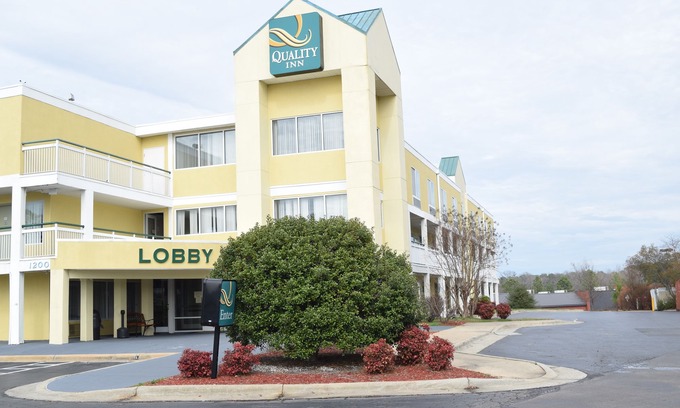 Rocky Mount Hotel | Quality Inn Rocky Mount