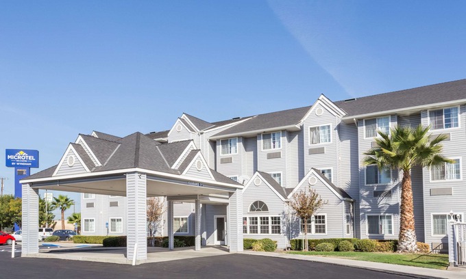 Ceres Hotel | Microtel Inn & Suites Modesto