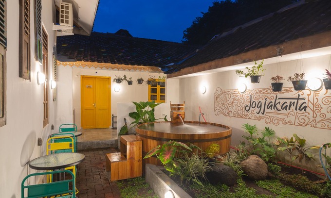 Prawirotaman Hotel | Wonderloft Hostel Jogja