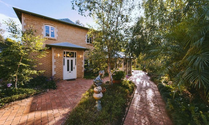 Nannup Hotel | Holberry House