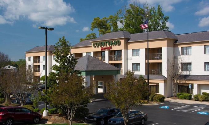Huntersville Hotel | Courtyard by Marriott Charlotte Lake Norman
