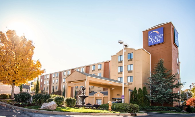 University Place Hotel | Sleep Inn University Place