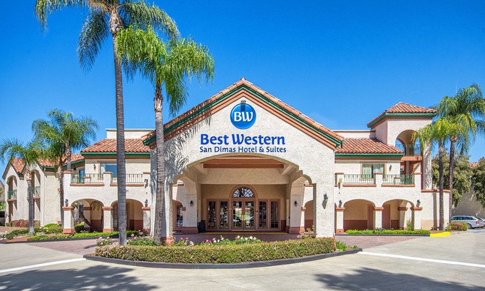 Bonita Hotel | Best Western San Dimas Hotel & Suites