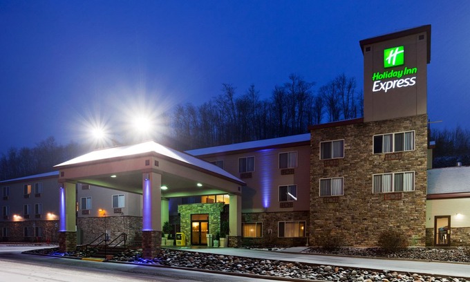 Houghton Hotel | Holiday Inn Express Houghton-Keweenaw, an Ihg Hotel