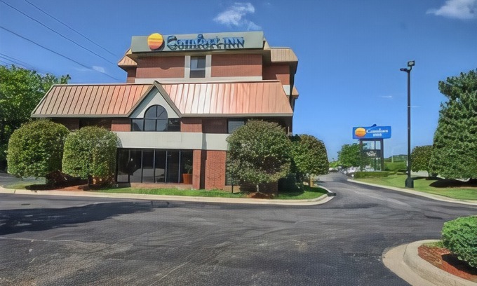 Dearborn Hotel | Comfort Inn Near Greenfield Village