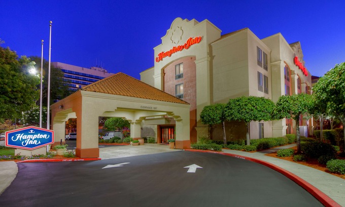 Milpitas Hotel | Hampton Inn Milpitas