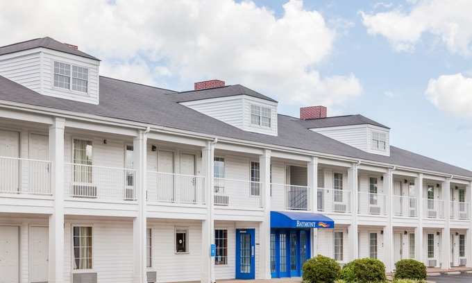 Florence Hotel | Baymont by Wyndham Florence/Muscle Shoals