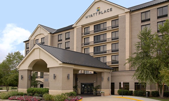 Potomac Falls Hotel | Hyatt Place Sterling Dulles Airport North