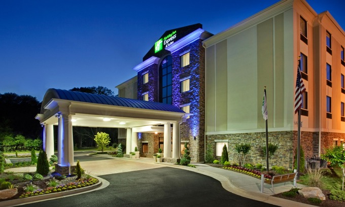 Fairburn Hotel | Holiday Inn Express Hotel & Suites Fairburn, an Ihg Hotel