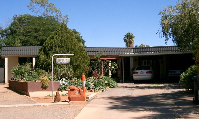 East Side Hotel | Kathys Place Bed and Breakfast