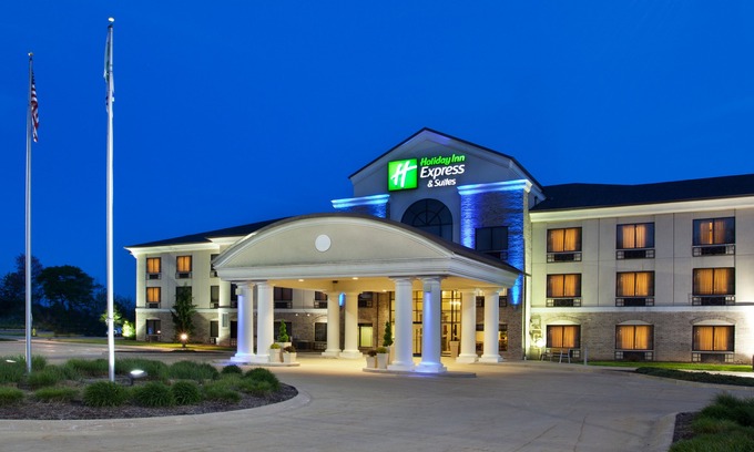Wadsworth Hotel | Holiday Inn Express Hotel & Suites Wadsworth, an Ihg Hotel