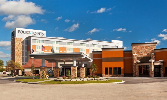 Saginaw Hotel | Four Points by Sheraton - Saginaw