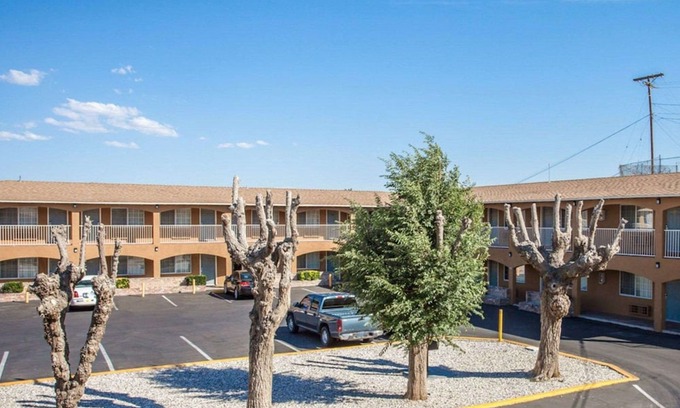 Barstow Hotel | Econo Lodge on Historic Route 66