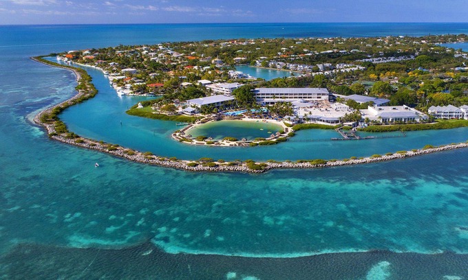 Marathon Hotel | Hawks Cay Resort