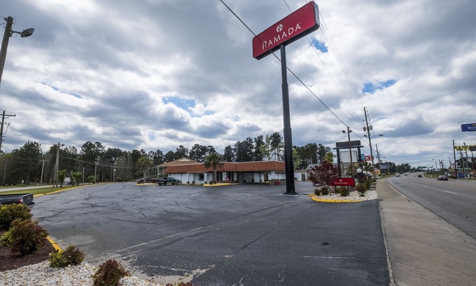 Walterboro Hotel | Ramada by Wyndham Walterboro