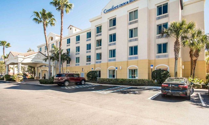 Jupiter Hotel | Comfort Inn & Suites Jupiter I-95