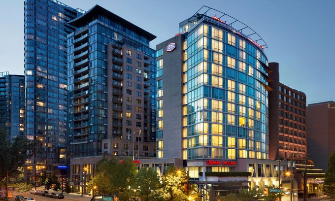 Central Hotel | Hampton Inn & Suites, by Hilton - Vancouver Downtown