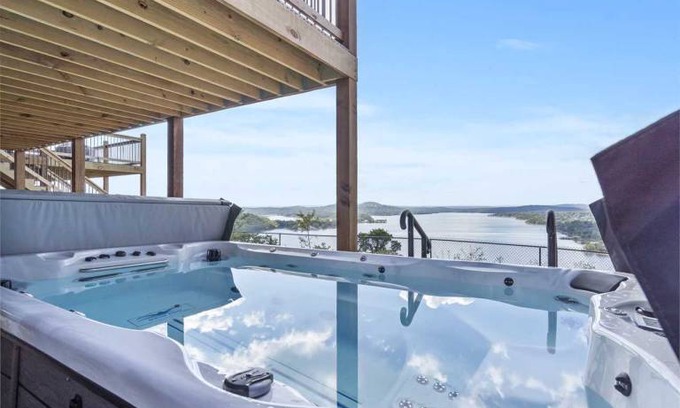 Kimberling City House | Wildflower Lodge at Wilderness Mountain