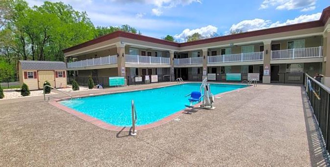 Bordentown Hotel | 2-Star Hotel ∙ Red Roof Inn Bordentown - McGuire AFB