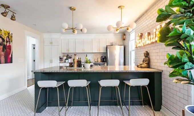 Greenwood House | Location-Location in EAST NASHVILLE. HOT TUB & lots of amenities!