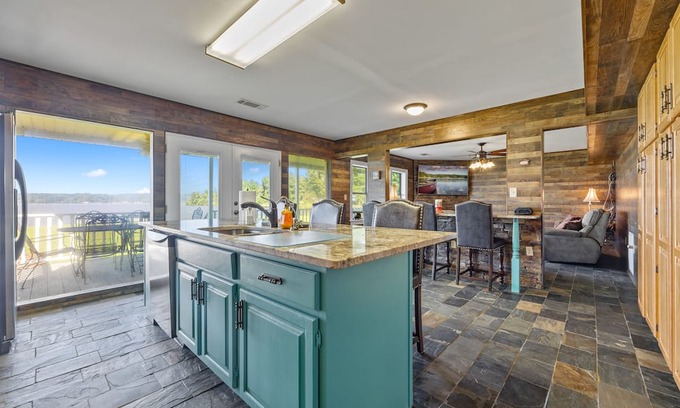 Greensboro House | Basketball + Lakeside view porch