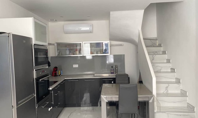 Coursan House | Maison de Village