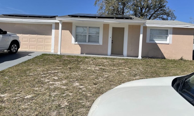 Jasmine Lakes House | Lovely 4-bedroom house with fitness room, WiFi in Port Richey