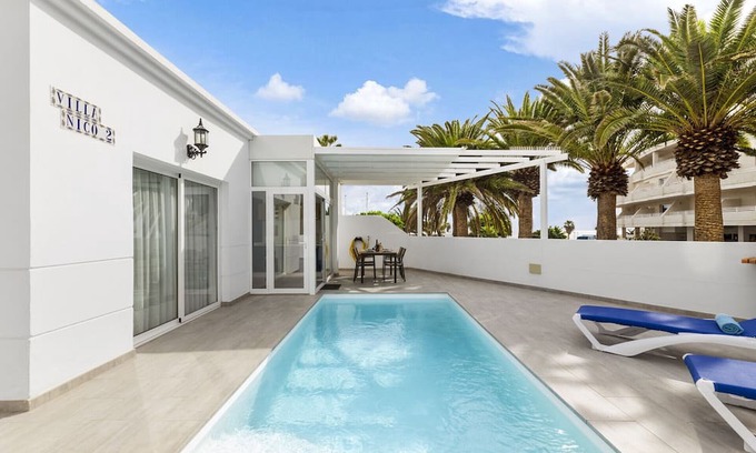 Matagorda Villa | Villa Nico by EscapeHome