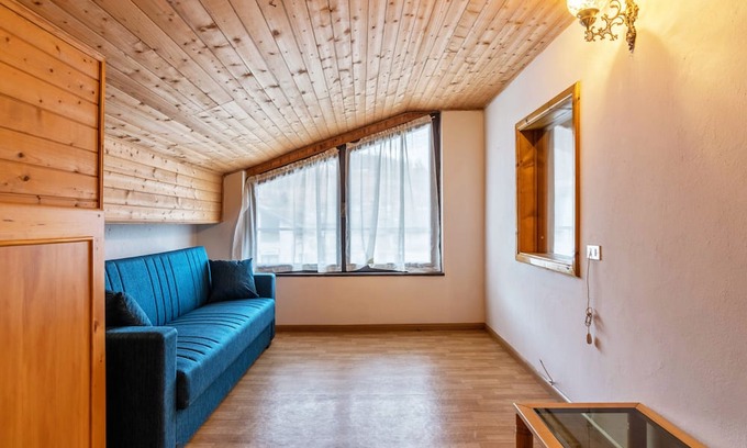 Baselga di Pine Apartment | Apartment 'Casa Ravanelli 3' with Mountain View and Shared Terrace