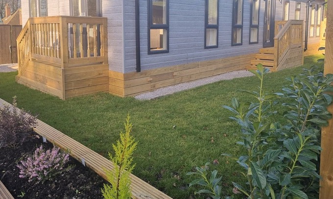 Little Weighton Cabin | 2 bedroom accommodation in Little Weighton, Nr Beverley