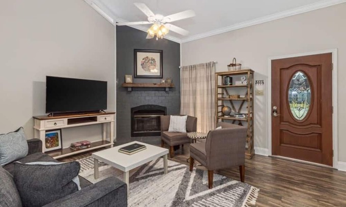 Prien House | Cozy 2 bedroom townhouse