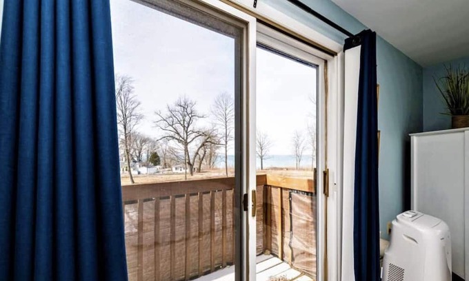 Lake Michigan Beach Condo | Condo on Lake Michigan with a pool and a private beach! Bring your Family