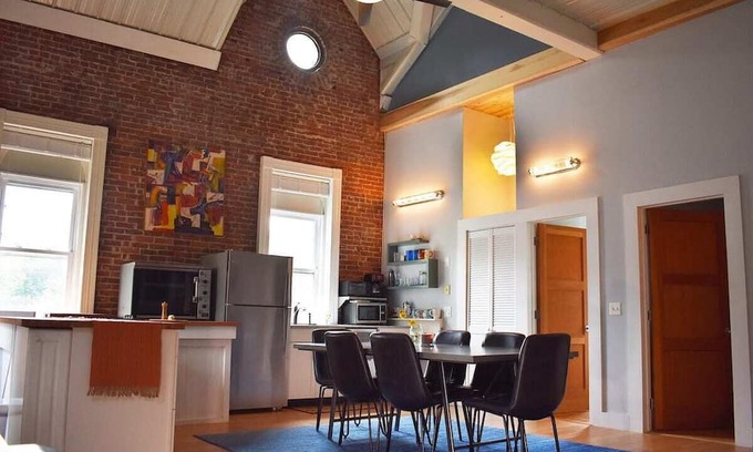 Florence Apartment | Down Town Florence Temperance Hall